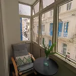 Vibrant One Bedroom At Manoel Island