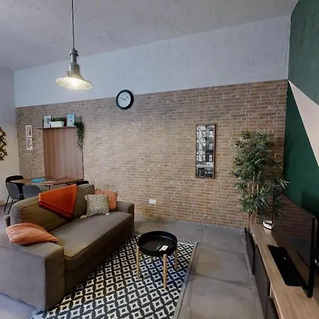 Апартаменты Vibrant One Bedroom At Manoel Island *