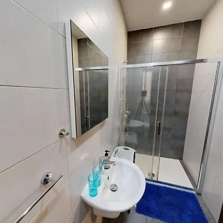 Vibrant One Bedroom At Manoel Island * Gzira