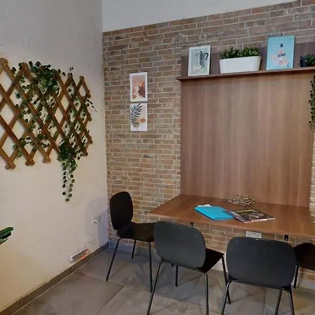 Apartment Vibrant One Bedroom At Manoel Island *