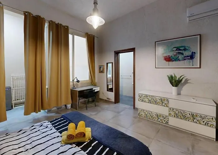 Vibrant One Bedroom At Manoel Island *